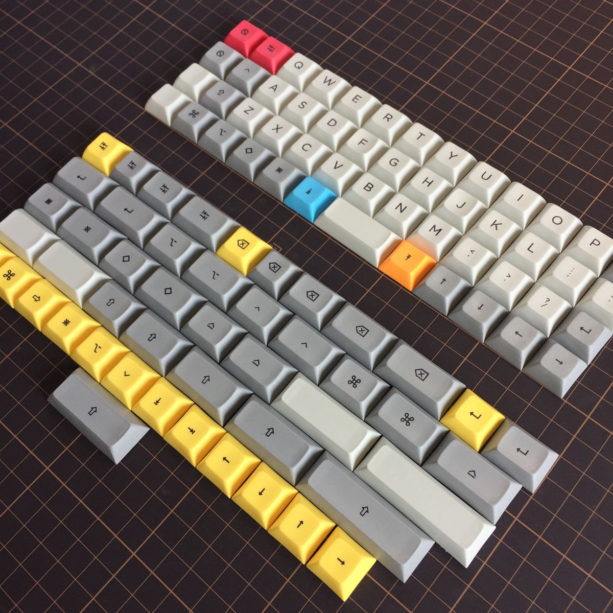 Talpkeyboard Dsa Dye Sub Pbt 84 キーキャップセット 6 000 40 キーボード には十分すぎるキーの種類と数のある お買い得なキーキャップセットです 在庫ございます 自作キーボード キーキャップ T Co Cr1ao6gos3 T Co Lnnhnmsuvi