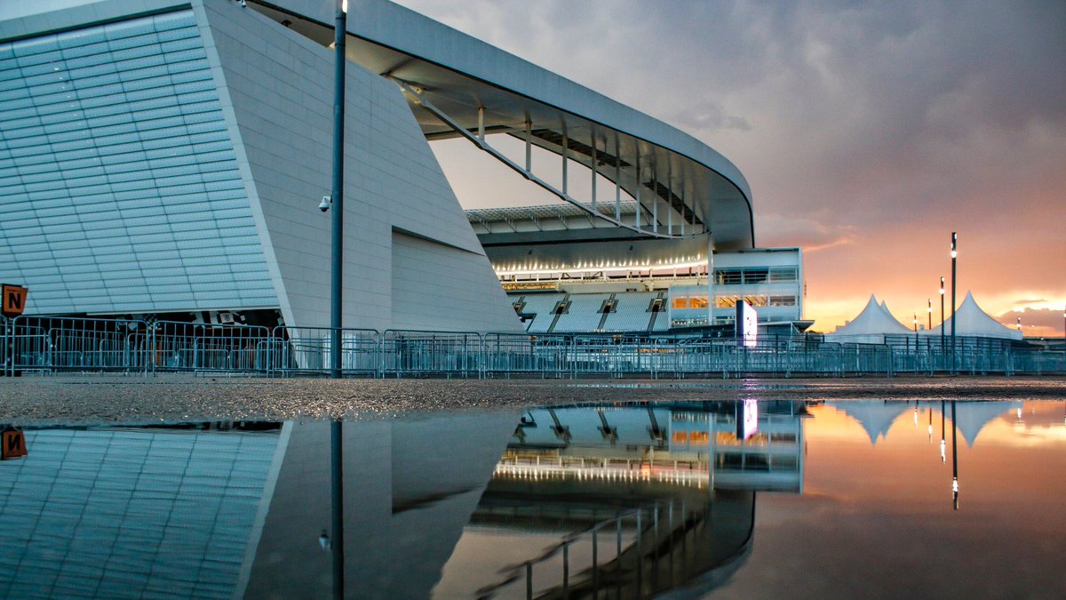 sccpcavalo's tweet photo. #EngajaFiel 

Parece Dubai, mas é a Arena Corinthians. https://t.co/nghabBkKtu