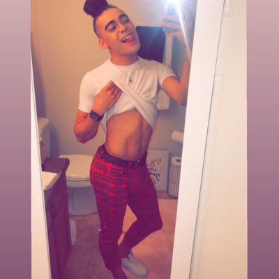 BiggsDevon's tweet photo. #NewProfilePic https://t.co/La2ZkXYuRx