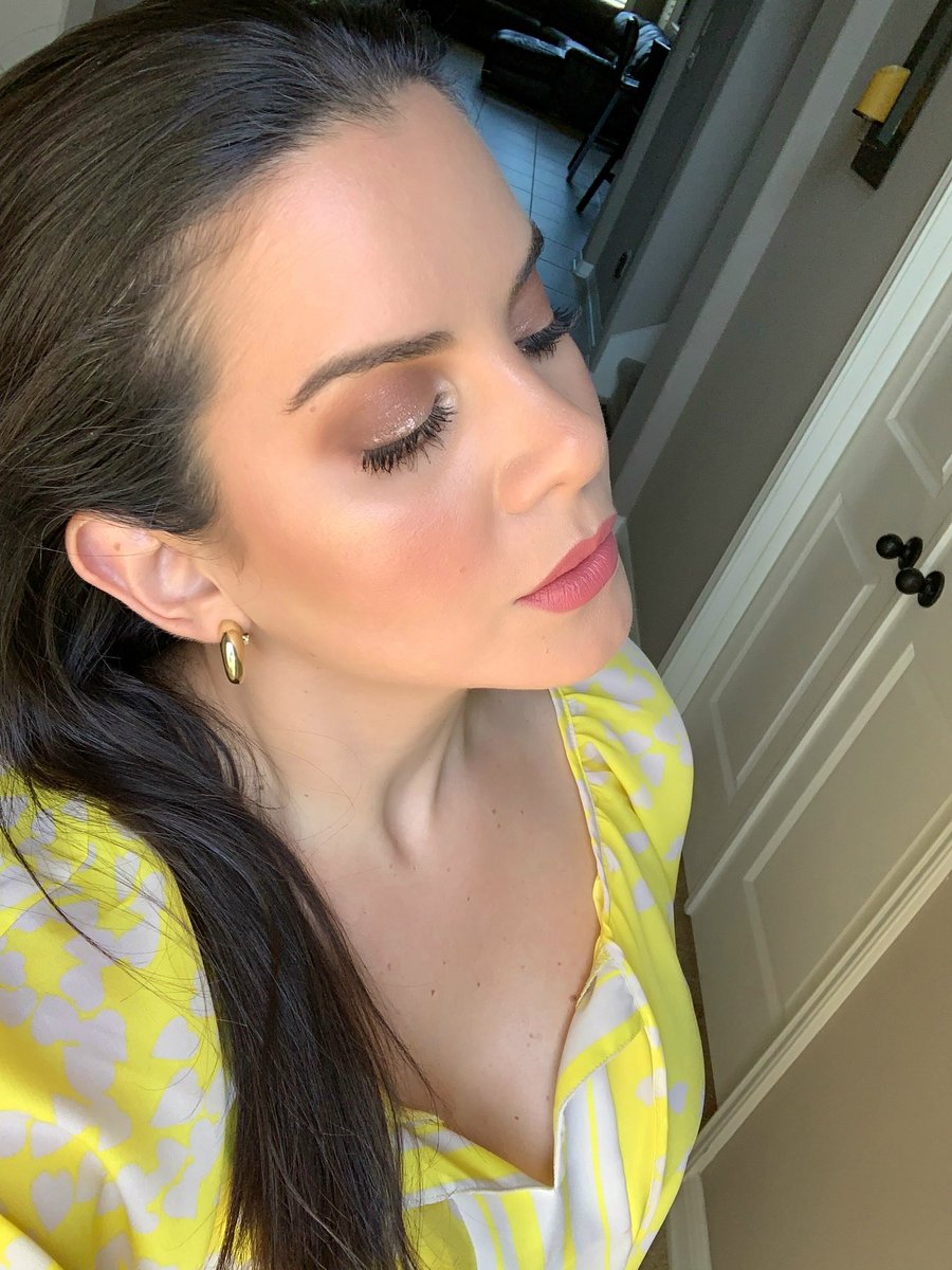 jinymakeup's tweet photo. #MOTD using the Festival 2.0 Palette by @purcosmetics @boxycharm #boxysunshine #boxycharm #todaysmakeup #atx https://t.co/FJ3tzMY2Cz