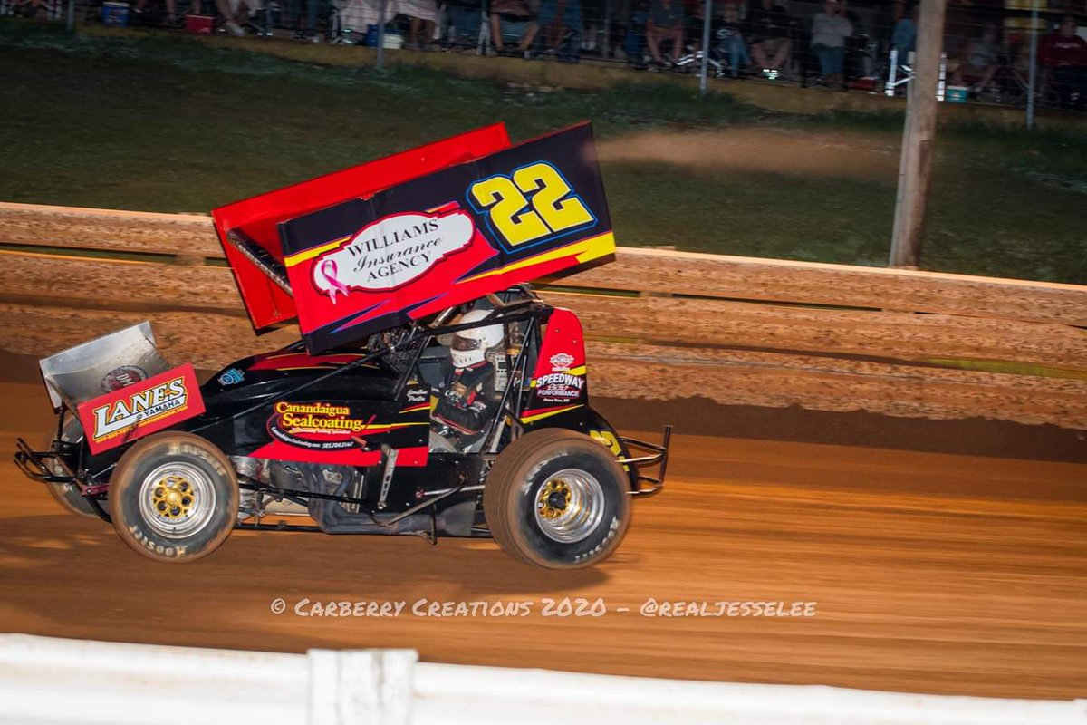 RealJesseLee's tweet photo. We also had vapor trails at @RaceSelinsgrove 💨 https://t.co/VxLqDwSPb5