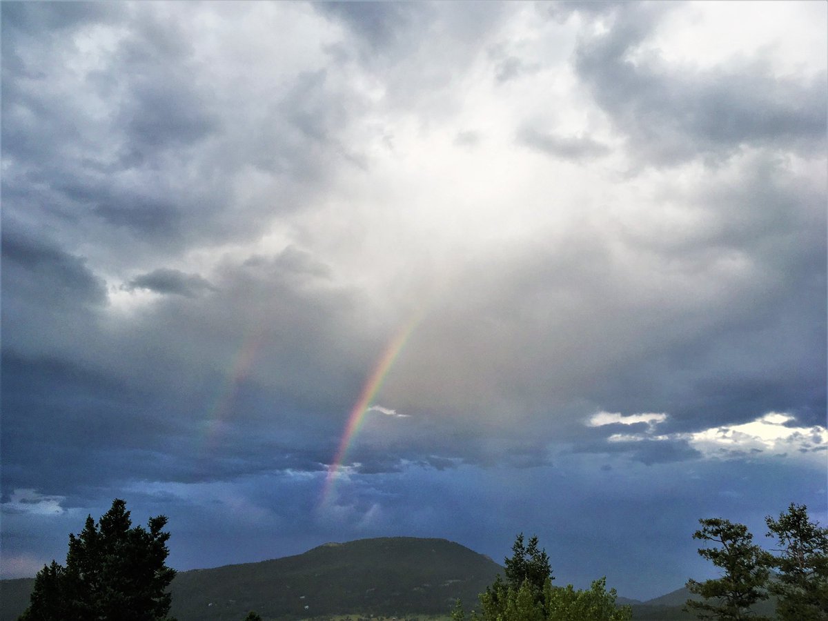 From the south looking towards the Evergreen Fire right after the rain. #fire #colorado #evergreen #rainbows #raindrops #firefighters #wildfire #smokey