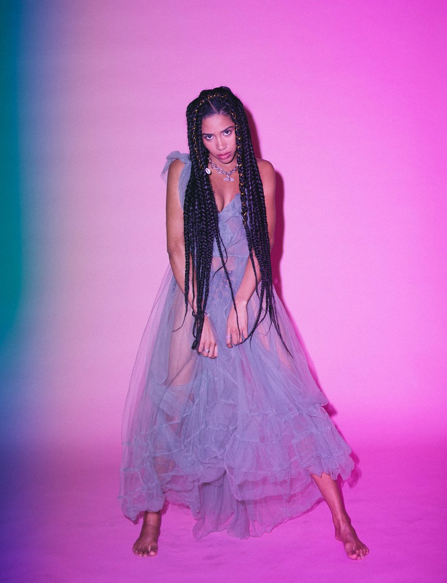 had some fun with <a href="/FlauntMagazine/">FLAUNT</a> ✨ thank you!
flaunt.com/content/herize…