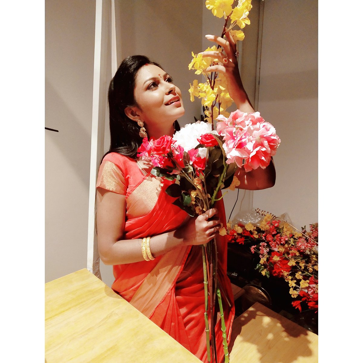 shuba_off's tweet photo. Yes I'm Smiling But You're Not The Reason Anymore... #iatu #twitter #goodmorning #favorites #kajol #anushkashetty #hanshika #samantha #thamanna #amyjackson #andrea #anjali #ragulpreet #ajith #vijaysethupathi #vijay #dhanush #harishkalyan #surya #arya #vikram #ragavalawrence https://t.co/5Nuka6G4lV