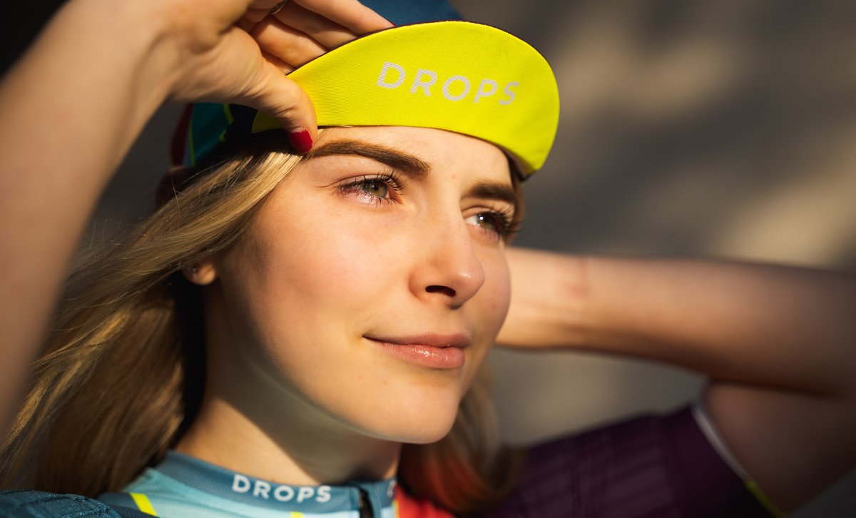 cyclingtips's tweet photo. In the past two weekends 19-year-old British rider @april_tacey has gone from little-known neo-pro to one of the biggest success stories to emerge from this bizarre, pandemic-affected season. Here's her story: https://t.co/HfEecRuBE5 @DropsCycling https://t.co/RCgN9KglHV