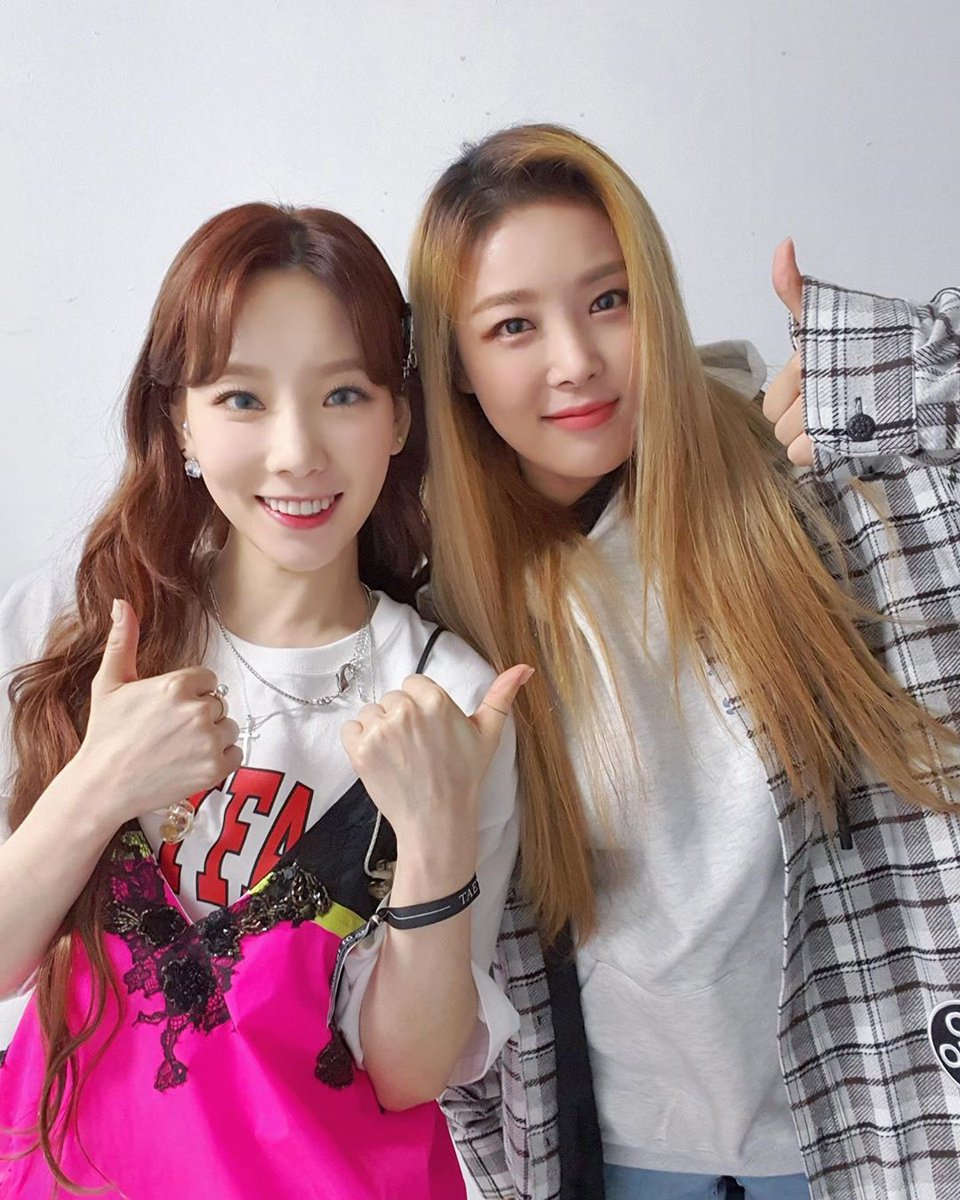 SNSD_0805's tweet photo. 콩빈이는 유빈님 반려견🐶 https://t.co/hEhZNBFNLM