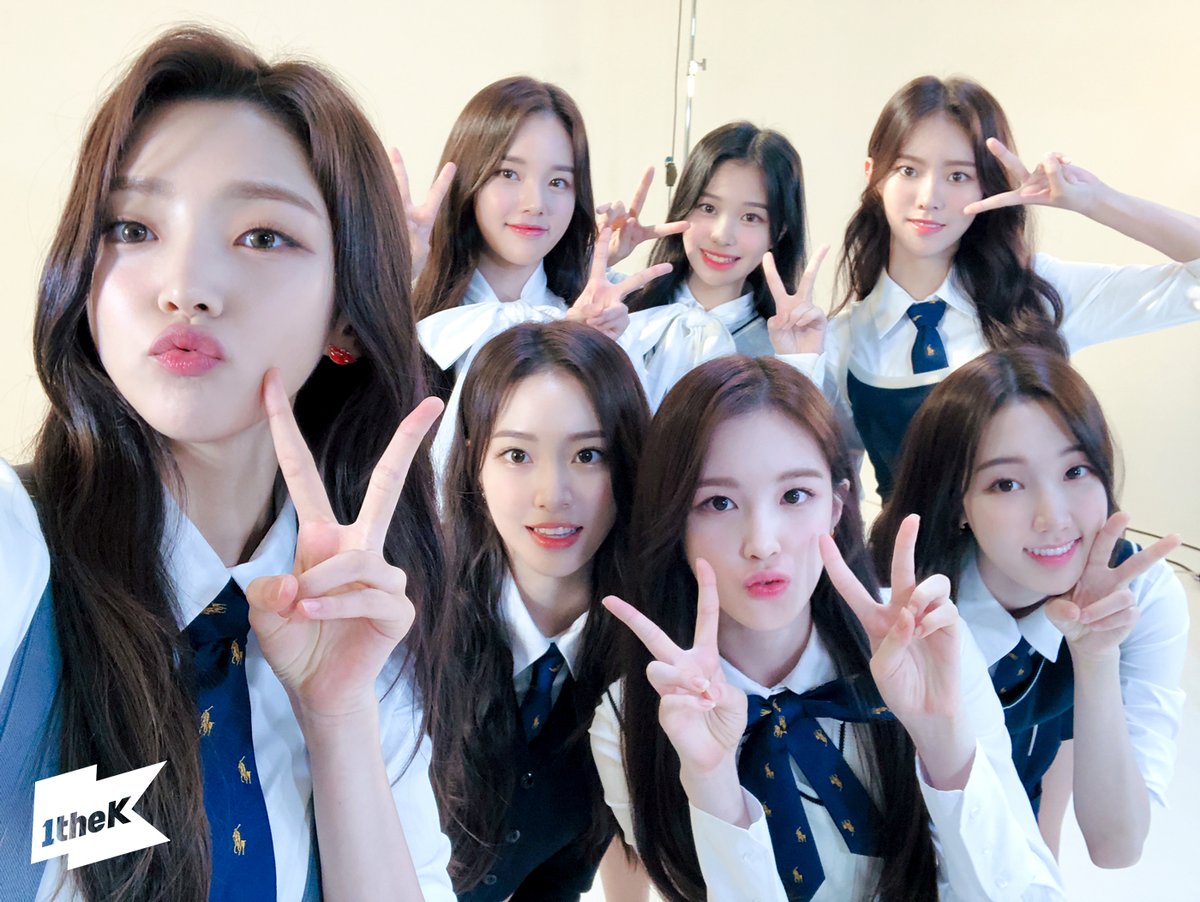 1theK's tweet photo. 뭐 있다 #위클리 사람 미치게하는데 뭐 있다!😍😍 상큼뽀짝하게 #내돌의온도차 뿌시고 간 프로 아이도루 #위클리 비하인드 셀카 투척!!💕
#위클리 #Weeekly #TagMe @_Weeekly

#GAPCRUSH 👉 https://t.co/Q5VlHqPPlY https://t.co/ndEkMesFQk