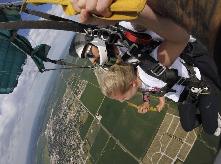 forever_cate23's tweet photo. 10/10 would do this again. @SkydiveAtlas https://t.co/4ZWJpYX7Zo