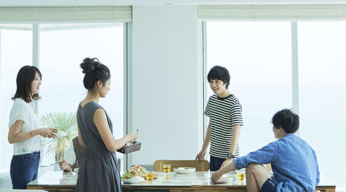 hmlet_jp's tweet photo. 〈 💡Hmletのイチオシポイント 〉

コミュニティラウンジは各メンバーが仕事や料理、さまざまな用途で使用できるスペースです👀
イベントの開催や日常的にも沢山のメンバーが使用しています🍳

▼Hmlet Japanページ
https://t.co/4DaRaxqUu7 

#hmlet #coliving #コリビング https://t.co/oQmpH43rJ4
