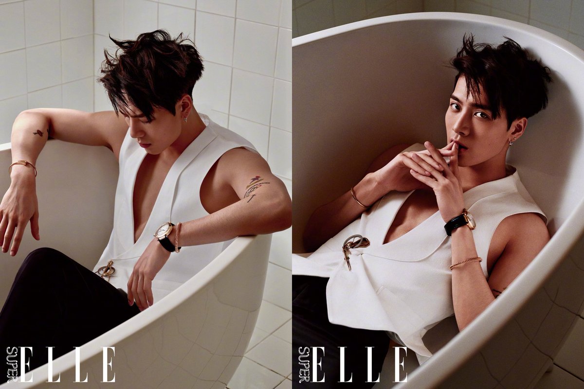 JacksonWGlobal's tweet photo. [MAGAZINE] 200714 SuperELLE (1/4)

SuperELLE releases HD pictures of Jackson's photoshoot!

#JacksonWang #王嘉尔 #잭슨 #TEAMWANG #GOT7 @JacksonWang852 https://t.co/QxDL36ExmU