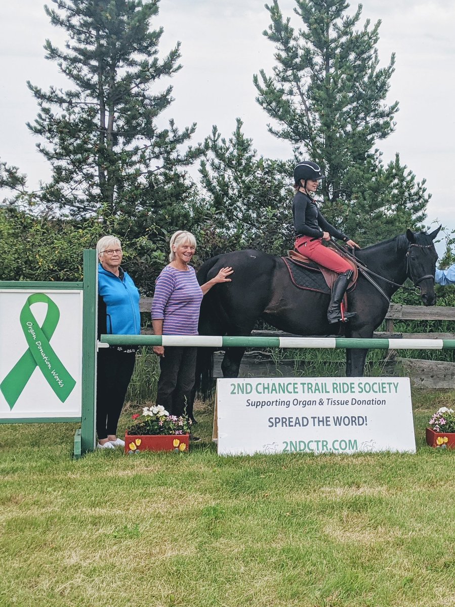 Our mission to bring awareness to #organandtissuedonation with signage in #ruralAlberta just reached a new audience. #MindsEyeRanch hosts Alberta Horse Trials for equestrian riders from all over Canada. Events include dressage, stadium jumping and cross country. #SturgeonCounty
