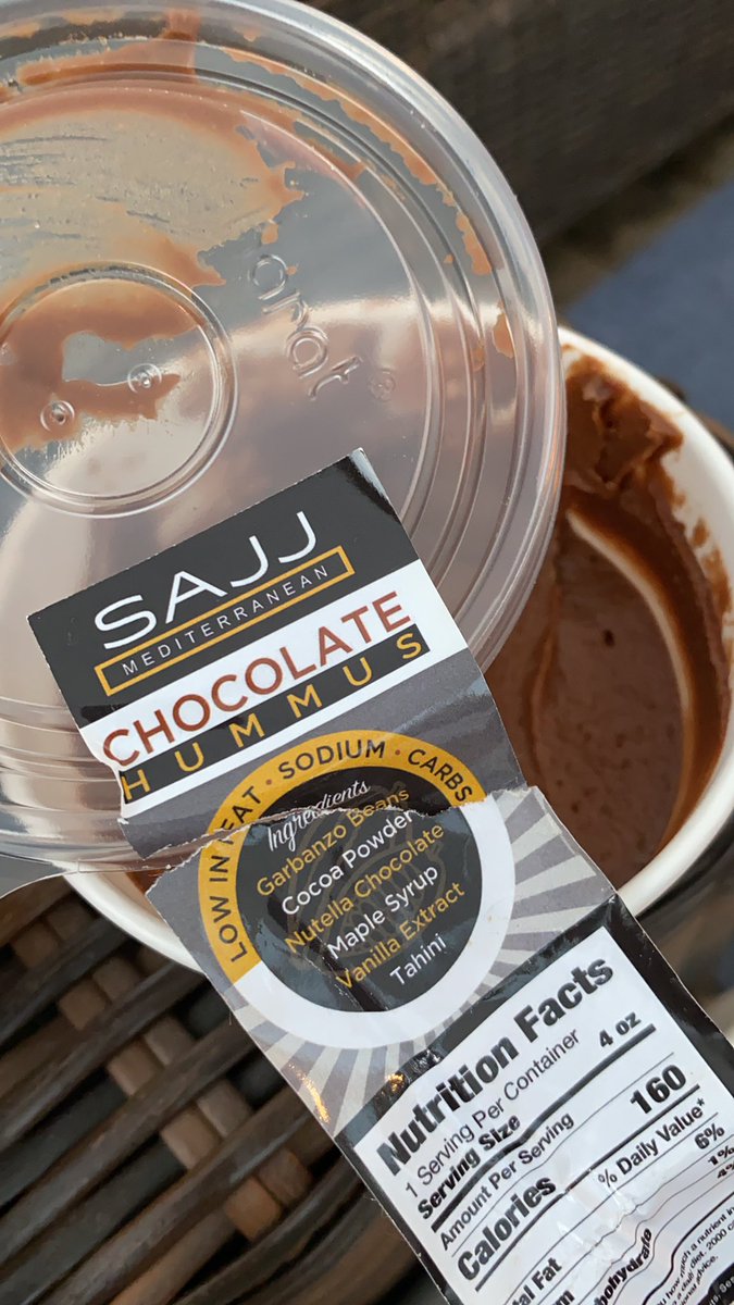 Ziad_Reslan's tweet image. I may be disowned for saying this, but this was REALLY good #hummus #arabproblems