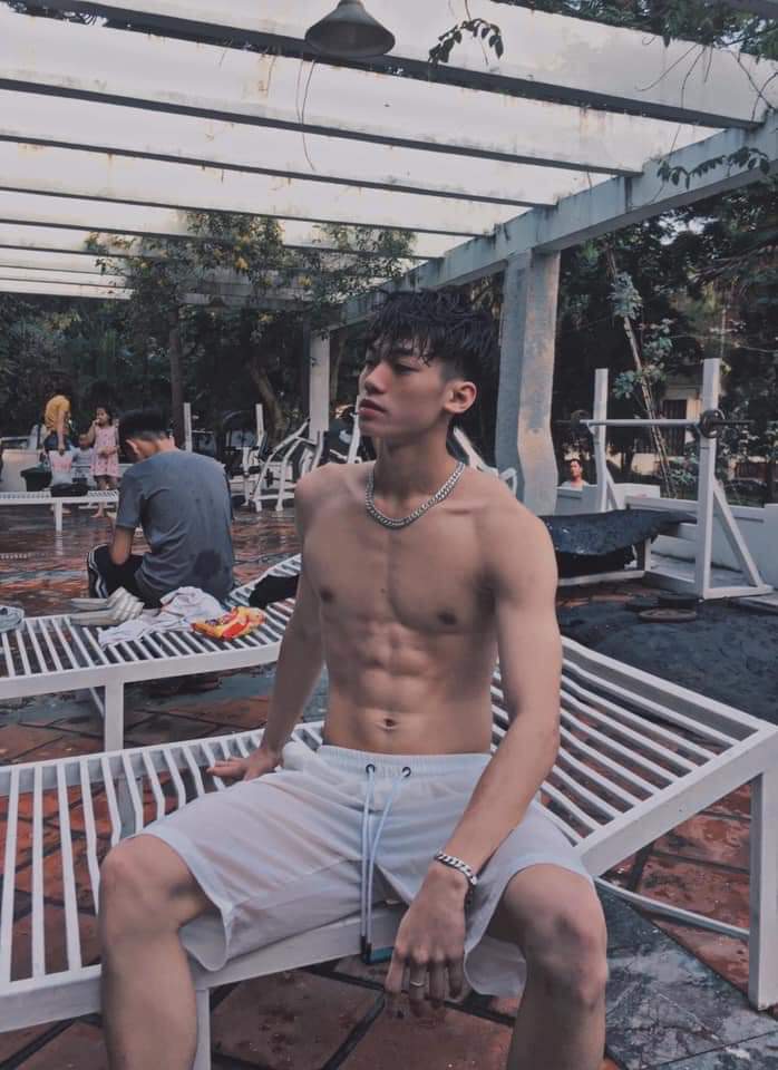see y.🖤 tweet media
