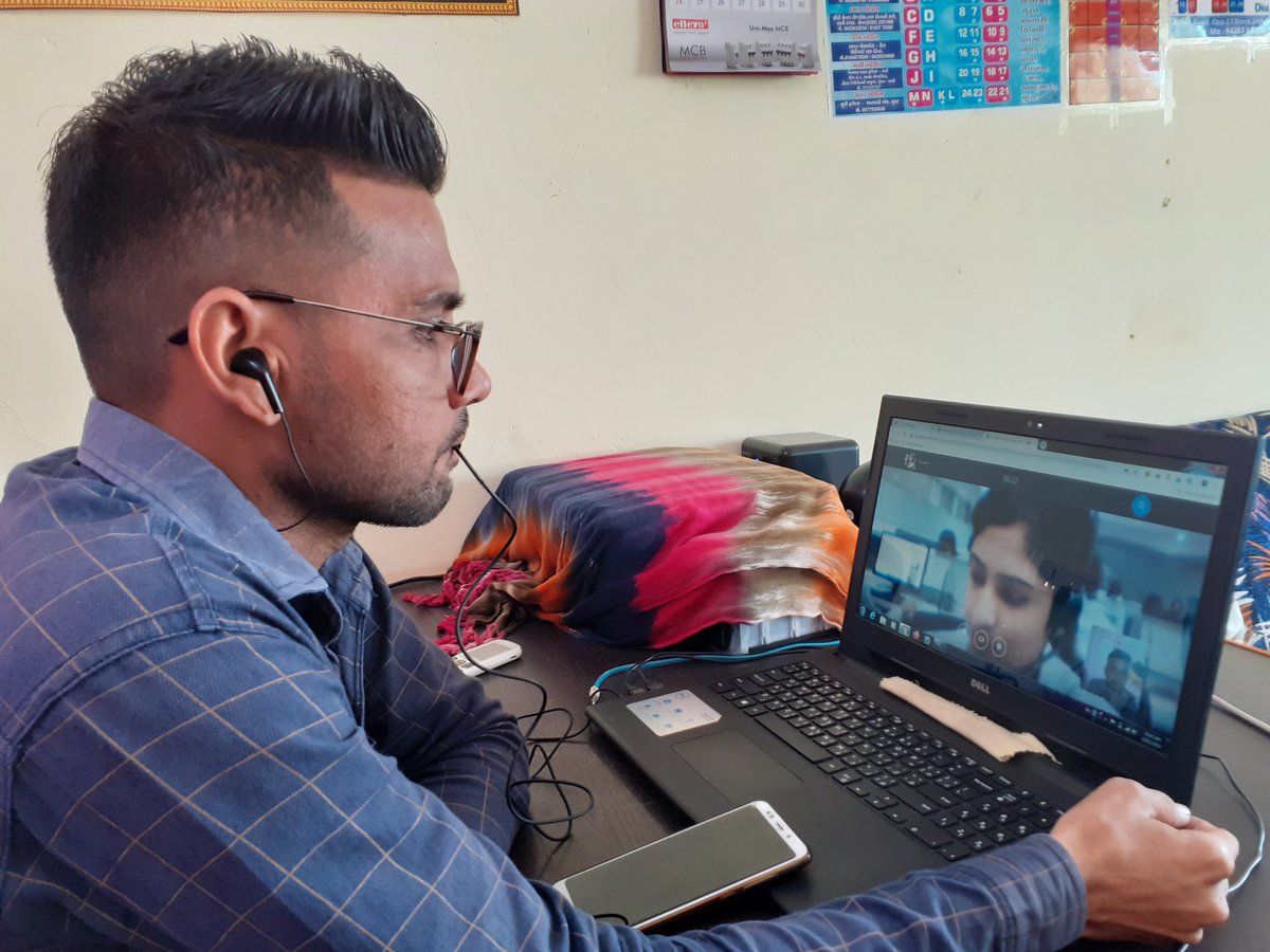 Today on occasion CSC Aarogya Diwas Gir Somnath District VLE Doing Telemedicine Consultantaion Free of cost to Citizens
#CSCAarogyaDiwas 
<a href="/CSCGujarat/">CSC Gujarat</a> 
<a href="/CSC_Guj_Rohit/">Rohit Patel</a> 
<a href="/CSC_DM_Gir_Manu/">CSC DM Girsomnath Manu Solanki</a> 
<a href="/Shiva35940747/">CSC DM GirSomnath Shiva Chavda</a>