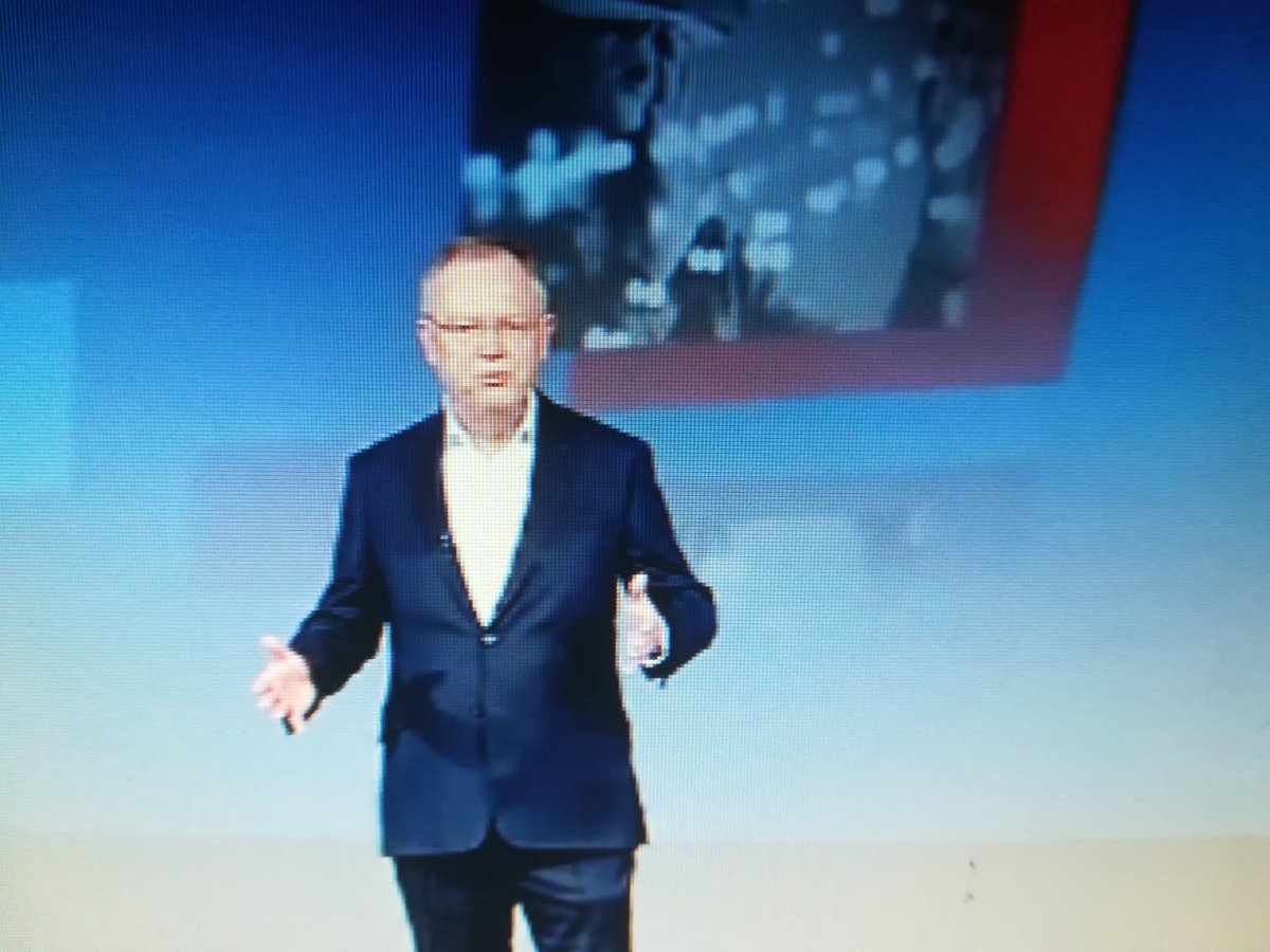 Dr. Jochen, Vorsitzender der Hannover Messe eröffnet die erste Hannover Messe #HMDigitalDays. DER <a href="/MaschinenMarkt/">MM MaschinenMarkt</a>  ist online dabei. Der Ministerpräsident Stephan Weil hält die Eröffnungsrede.