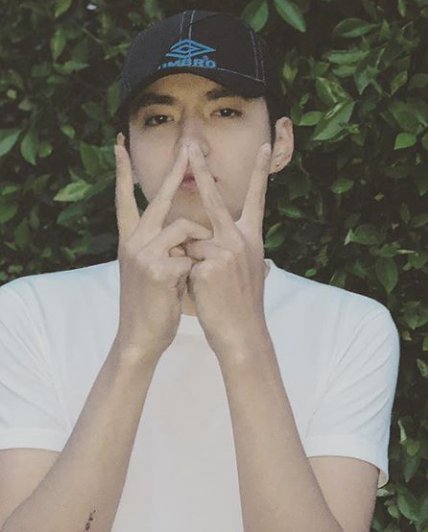 wifeyniKris's tweet photo. Father and Son .... Double WU!!!
#KrisWu #SEHUN #KrisHun https://t.co/7cqV9Gc3nd