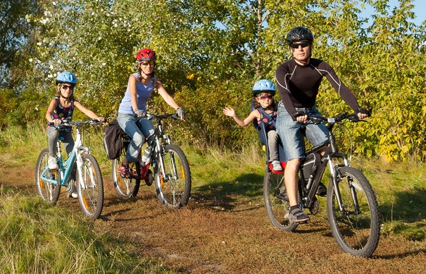 With all this glorious sun, read our blog to explore some of the best outdoor adventures to get involved in! 
READ MORE: bit.ly/3iOM8X3

#Holistay #JasonPersonalCare #stayingactive #outdoor #exploration #greatoutdoors #stayactive