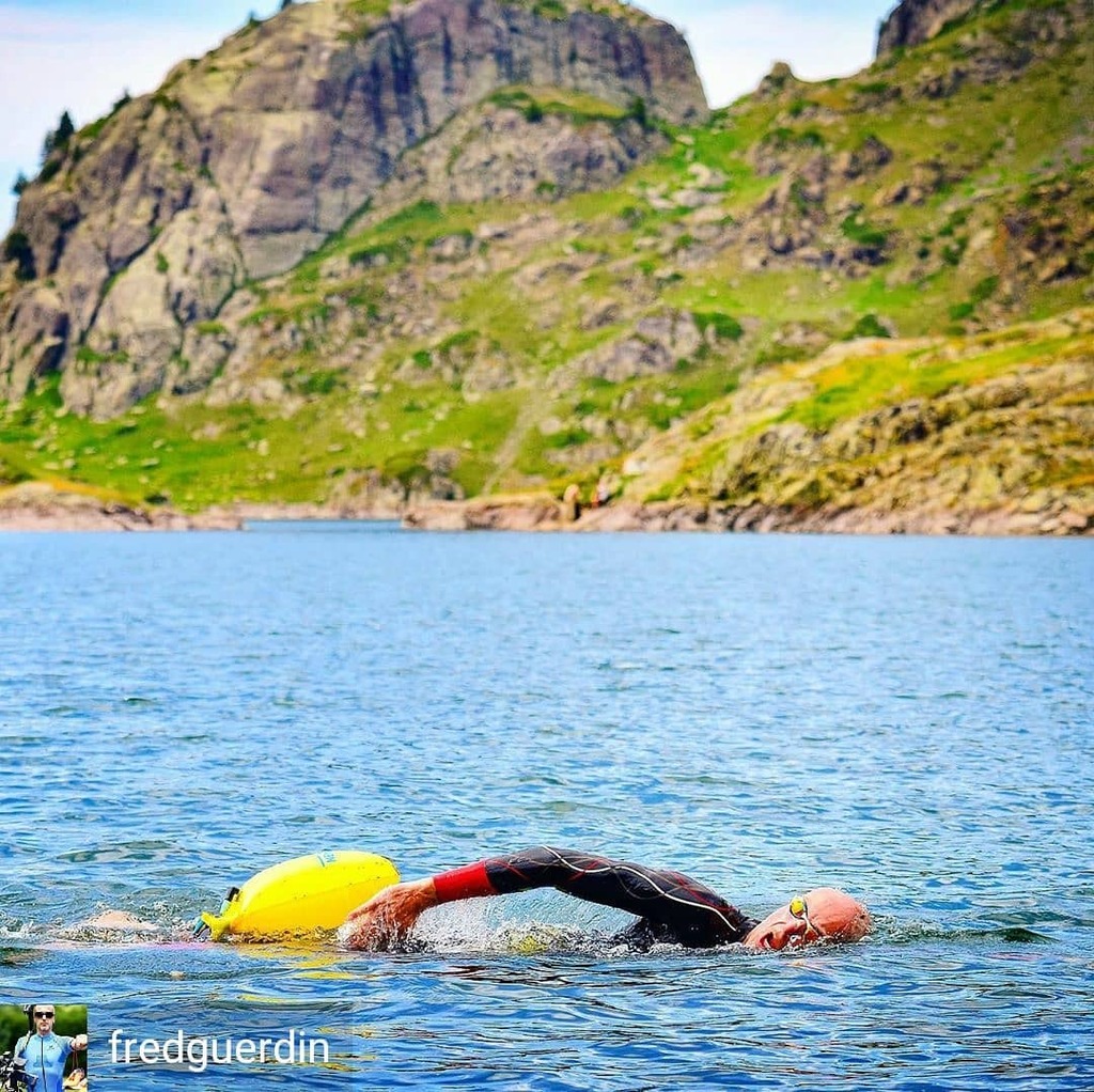 Credit to @fredguerdin : Open water session in the lake of @chamroussemountainpark 
.
#monisere
#chamrousse 
#swim
 #swimming 
#swimtraining 
#triswimpics 
#wildtri 
#theonlyeasydaywasyesterday 
#ironman 
#endurance
 #endurancetraining 
#enduranceathlete… instagr.am/p/CCmhpdDBNqC/