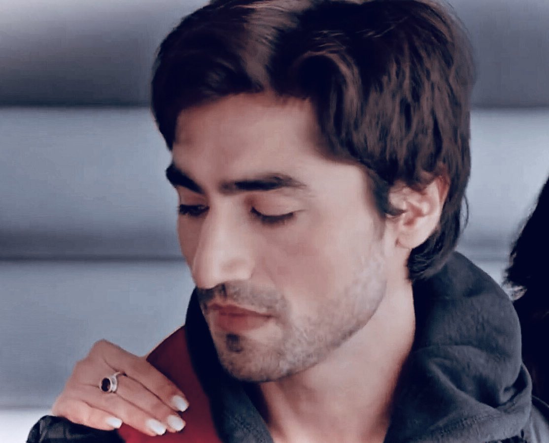 That expression screams: Hands off #HarshadChopda