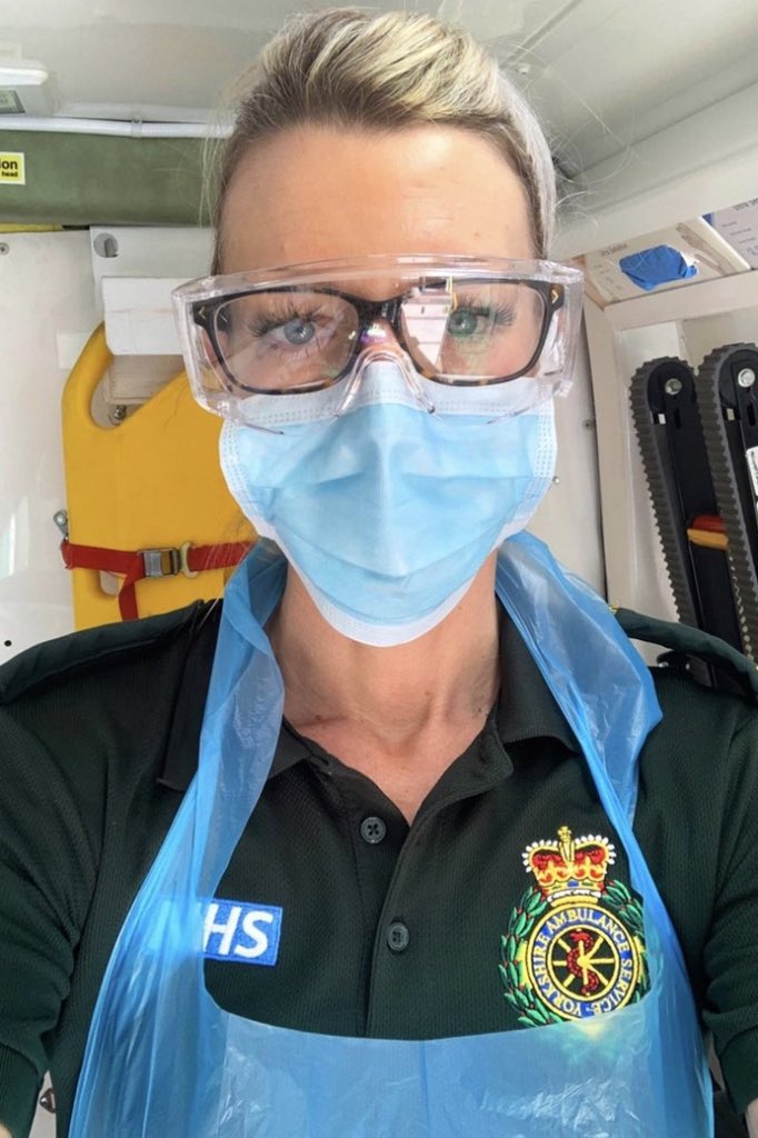 thereadingpara's tweet photo. Yes, they’re uncomfortable &amp; annoying &amp; probably make you feel like you look a bit strange. But if I &amp; other #keyworkers can wear a #facemask for the majority of our working day, you can wear one to the shop. Please. https://t.co/md6dzZCh6B