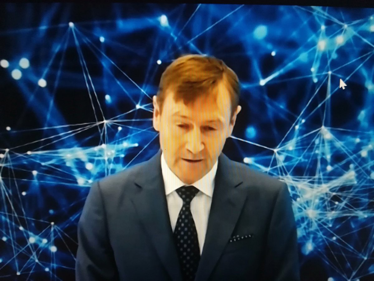 Die Fabrik der Zukunft muss super variabel sein, sagt Rolf Narjok <a href="/RexrothDACH/">Bosch Rexroth DACH</a> auf der #HMDigitalDays. Mehr auf <a href="/MaschinenMarkt/">MM MaschinenMarkt</a>