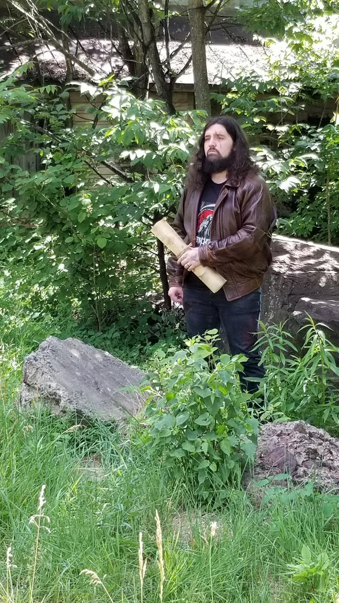 DoctorMinotaur's tweet photo. Jeff Johansen cosplay. My first ever cosplay, I think it came out pretty good. Love DbD, been playing for years! Thanks for everything you do @DeadByBHVR  #dbdcosplay https://t.co/s5GkK7tTRZ