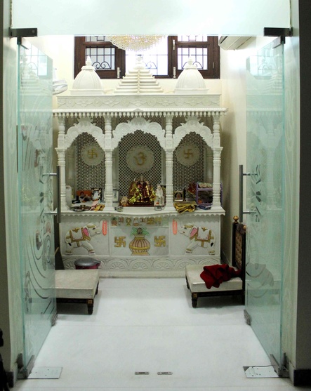 ZingyHomes's tweet photo. #Zingify - Design inspiration: 7 Beautiful Small pooja mandir designs.
See more at: https://t.co/DRajRdJwMH
#poojaroom #tanjorepainting #tanjoreart #homedecor #poojaroomdecor #indianhome #vastu #indianhomedecor #ethnichomedecor #indianethnic #culture #temple https://t.co/mfA7cUU1Ln