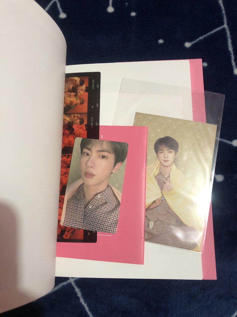 HonlyJ's tweet photo. Map of the soul persona ver.03 ออลพี่จิน 200฿ ค่ะ เก็บใส่ซีนไว้อย่างดี ค่าส่ง 30/50 ค่ะ 
#ตลาดนัดรถไฟบังทัน #การ์ดบังทัน #ตลาดนัดบังทัน #ตลาดนัดBTS #ปล่อยของสะสมบังทัน https://t.co/6VNmhIi5PD