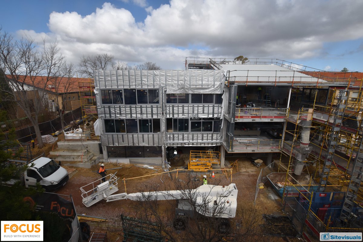 Sitevisuals's tweet photo. Six months of progress at @PenrhosCollege and a whole new fantastic space for STEM education on the way.
#perthconstruction #timelapse #STEM #womenintech #ScienceMatters https://t.co/epZBGZvpFB