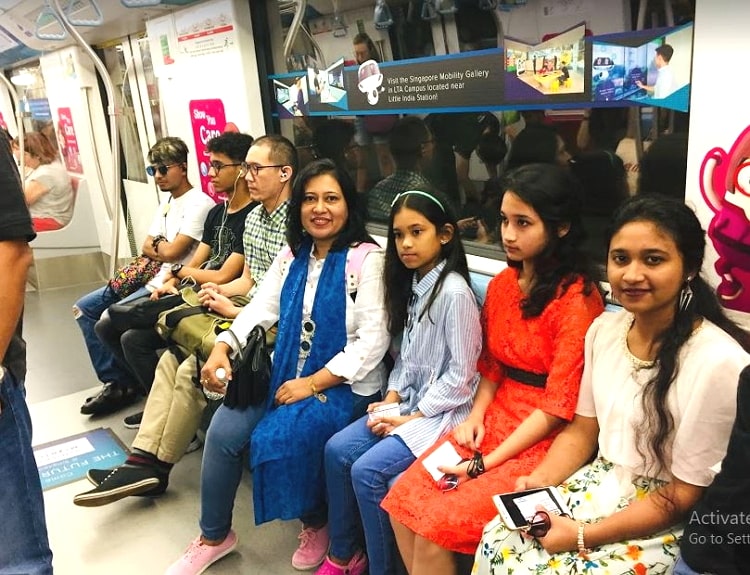 MilkyTalukder's tweet photo. Singapore is connected by both the metro and bus. Both systems are very comfortable and safe
#travelblogger #travelphotography #travel #travelblogger #travelling #Singapore Geoff Peterson Angela Davis Orange County https://t.co/8wGXLijBja