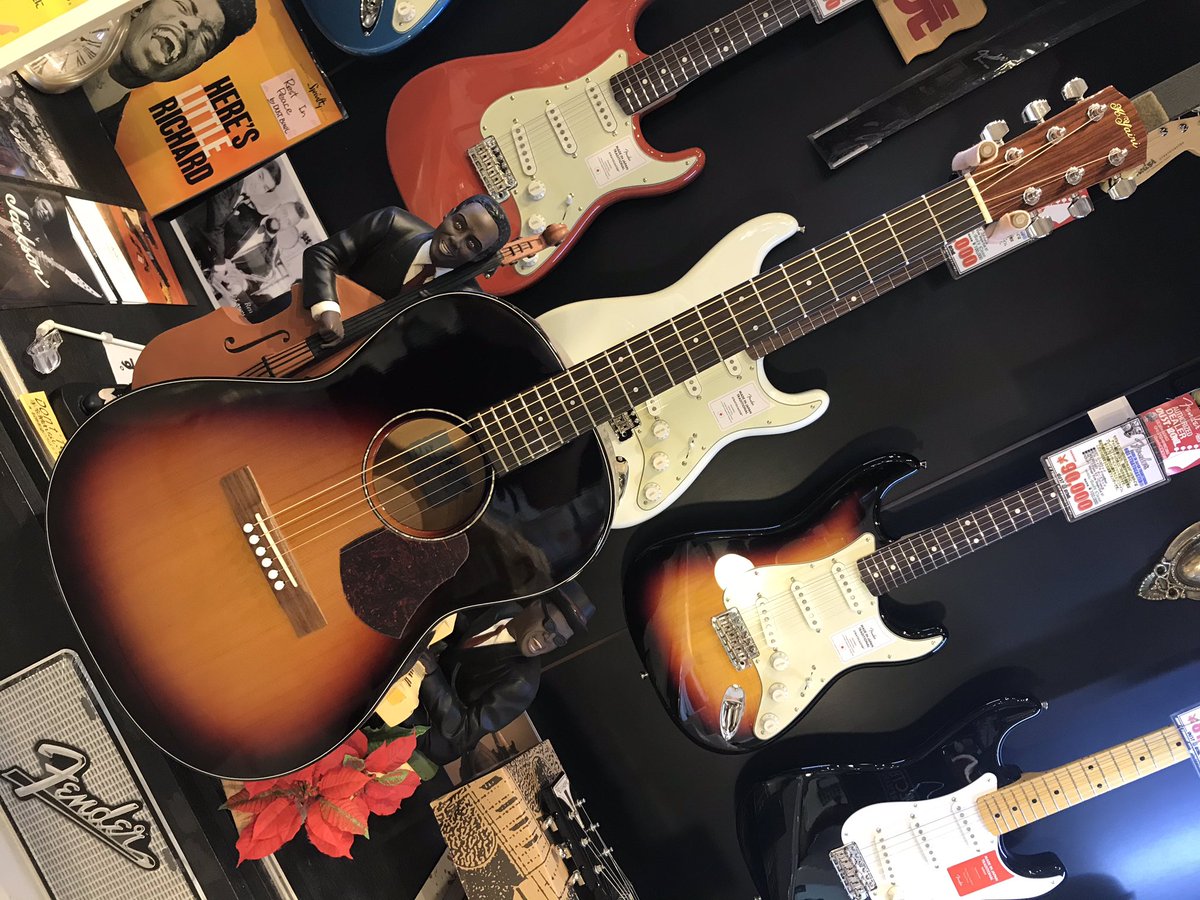 dustbowl_i's tweet photo. ダストボウル前橋店です。
#ミディアムスケール の #弦長 を持ちながら #トリプルオー などより #小さめボディ を持った #アコギ はいかがですか？

#Martin #0018V #中古
#Gibson #L00 #USED
#Guild #M140 #幅広ネック
#KYairi #MYT1 #細ネック #日本製 https://t.co/LMo22gF941