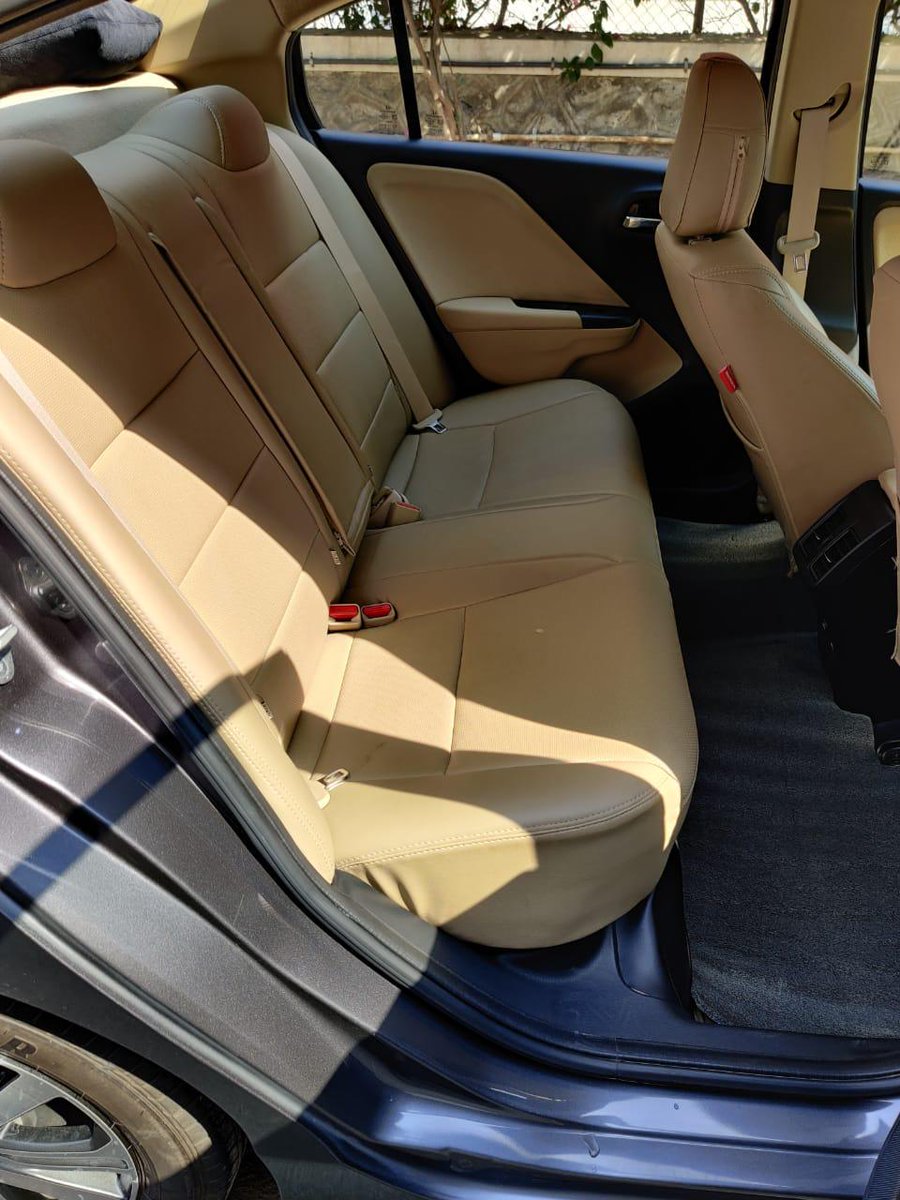 KesarinandanT's tweet photo. #KesarinandanTravels
 #hondacity #hirecab #hirecabwithsafety #sanitizedcab #hireLuxurycar #pune for #grandwedding #weddingcab #luxuriouscab #luxurycarinpune 
@HondaCityNY #HondaCityNY 
https://t.co/eUtNqKNKVZ https://t.co/S0b6ekqkay