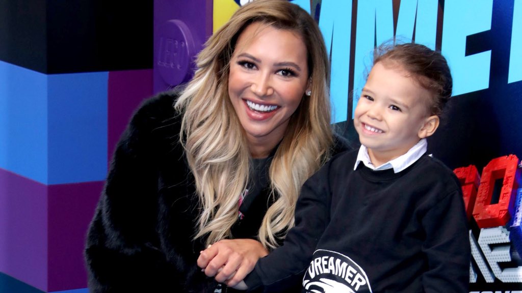 GiorgiaGrasso98's tweet photo. Naya Rivera "gathered enough energy to get her son back to the boat, but not enough to save himself." 💔 #Naya https://t.co/1myJf9HKhA