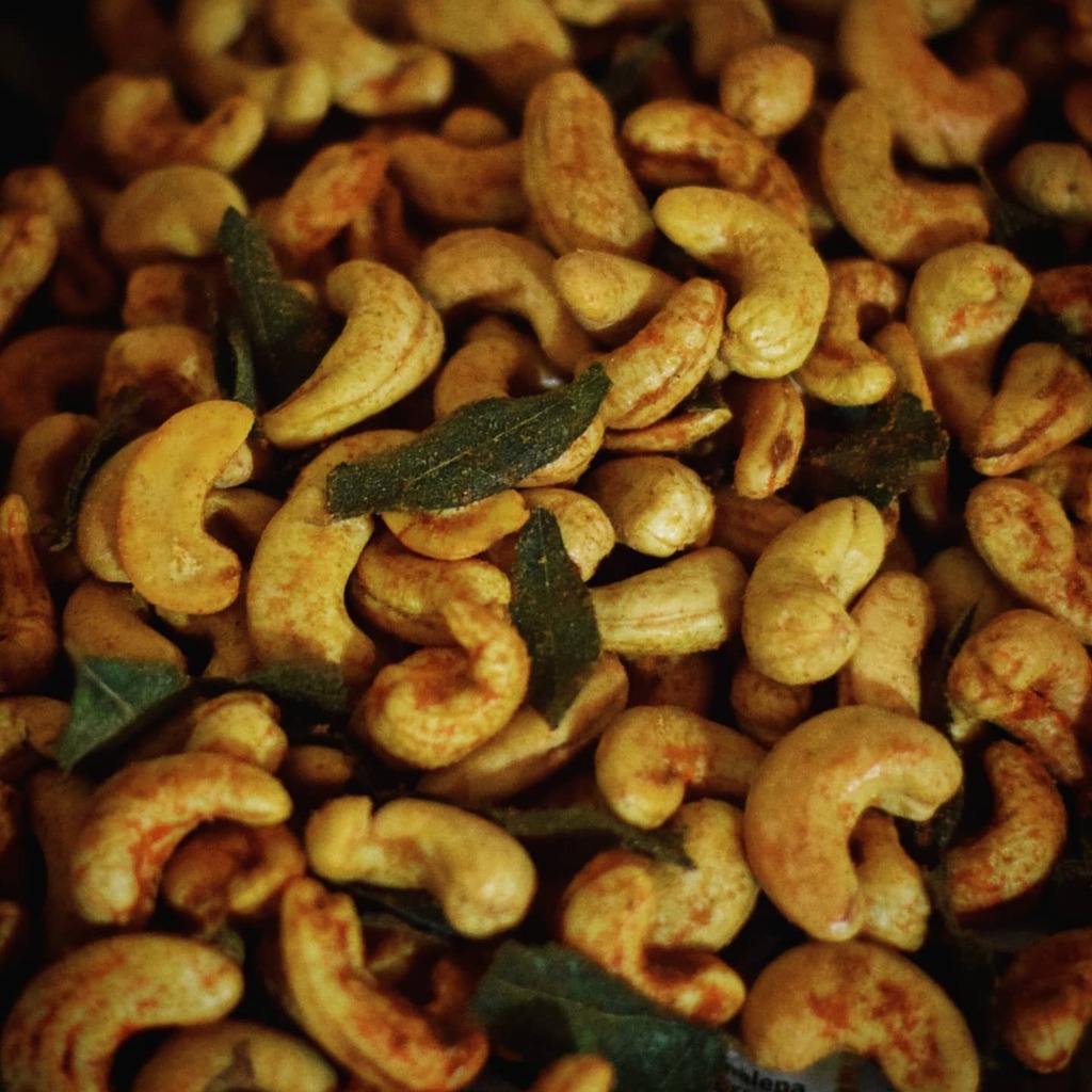 thenutterylk's tweet photo. Have you given our Devilled cashews a try? They're outta this world, according to everyone who tasted them!.
DM to order now π«
10% off for followers π₯
Free delivery within Colombo! π
.
.
.
.
.
#cashewnuts #cashews #foodphotography #foodporn #devilledcashews #instagram https://t.co/qGu5x0xOVp