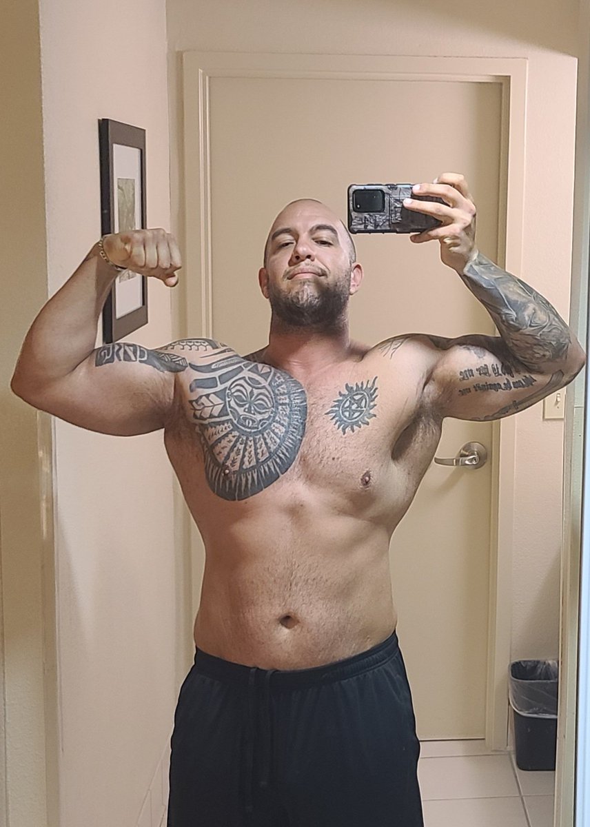 PoppaJace's tweet photo. The One Year mark is next week. But close enough, here's the work 💪 https://t.co/qU9hPqDTLd