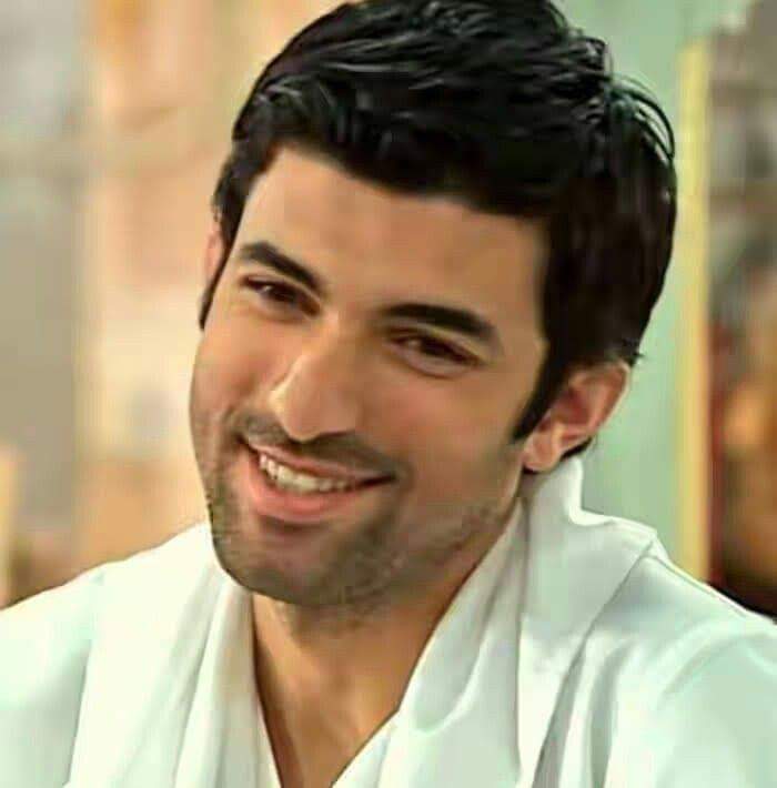 MariAralik24's tweet photo. Feliz #Martes queridas Amigas #EnginFans
Que tengan un bendecido día
Pasenla muy bien
Sigan cuidándose mucho ,se les aprecia 🧿♥️
Saludos desde🇲🇽
#EnginAkyürek #SancarEfe #SefirinKızı #Narsan https://t.co/i1lpfFl7xK