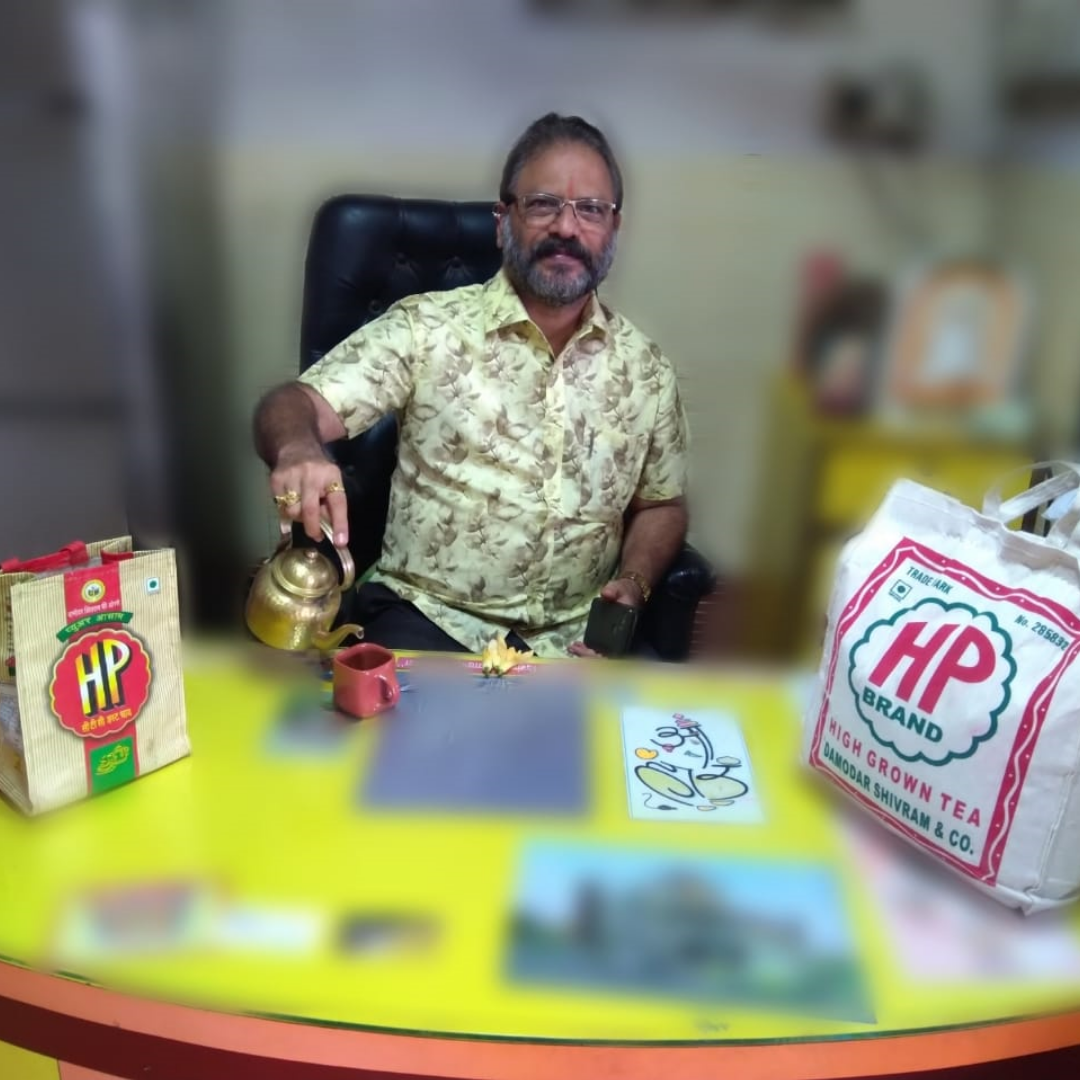 CoDamodar's tweet photo. "I get the best of the service from Damodar Shivram & Company. My customers are happy with the tea that we serve, that makes me a loyal buyer of HP tea"
-- Abhay Jog
Hotel Owner, Ratnagiri
#tea #damodar_shivram #harrytea #teainindia #teainmaharashtra #indiantea #tealover #chai https://t.co/UoyrGln66B