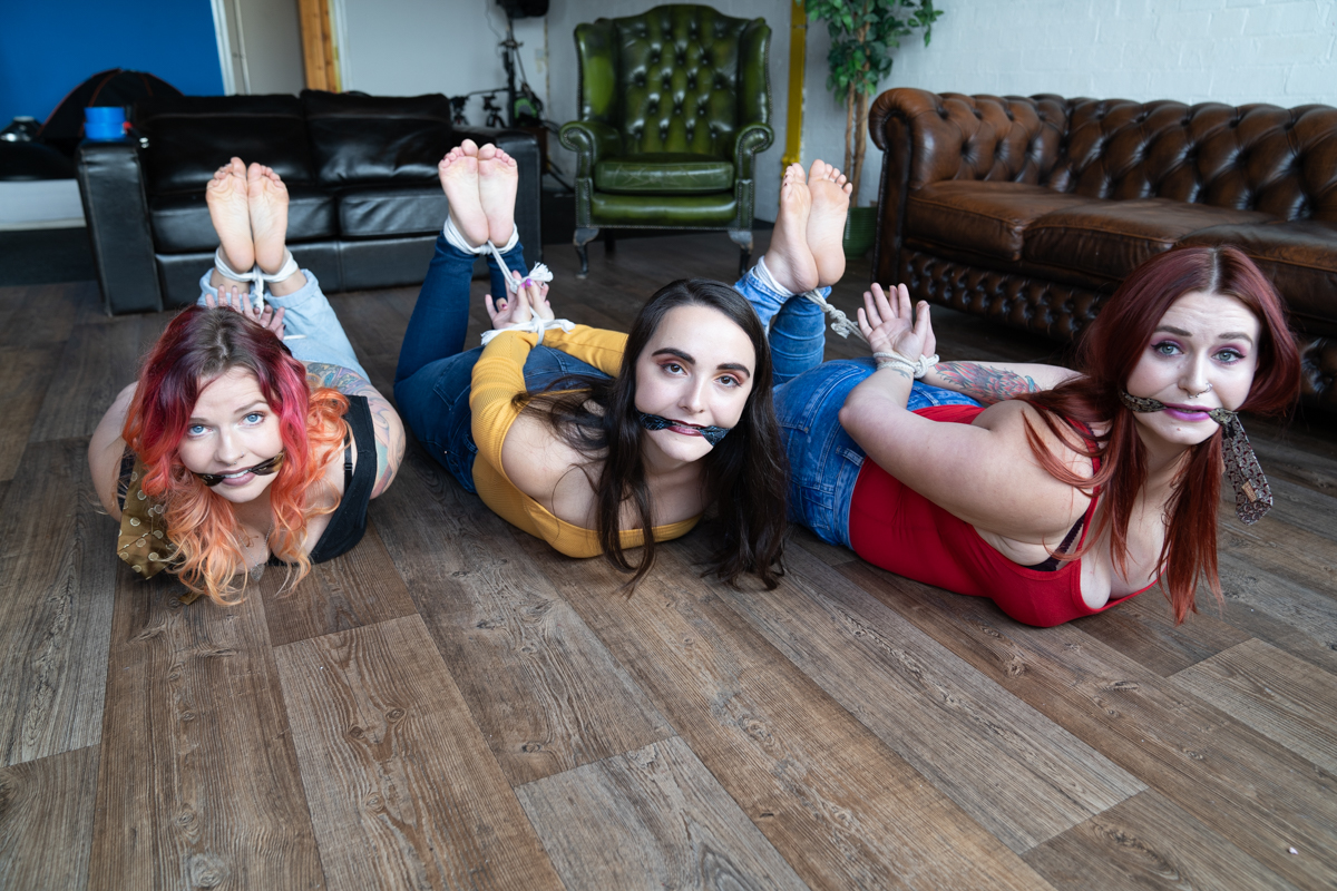 Not one, not two, but three #bondagemodels all #hogtied in #jeans #cleavega...