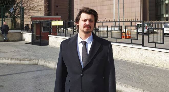 Merkezimiz Yürütme Kurulu Üyesi, İstanbul Barosu Bakırköy Bölge Temsilcisi Av.Aybars ADIGÜZEL geçirdiği ani kalp krizi sonucu vefat etmiştir. Cenaze detayları paylaşılacaktır. Tüm sevenlerinin başı sağolsun...