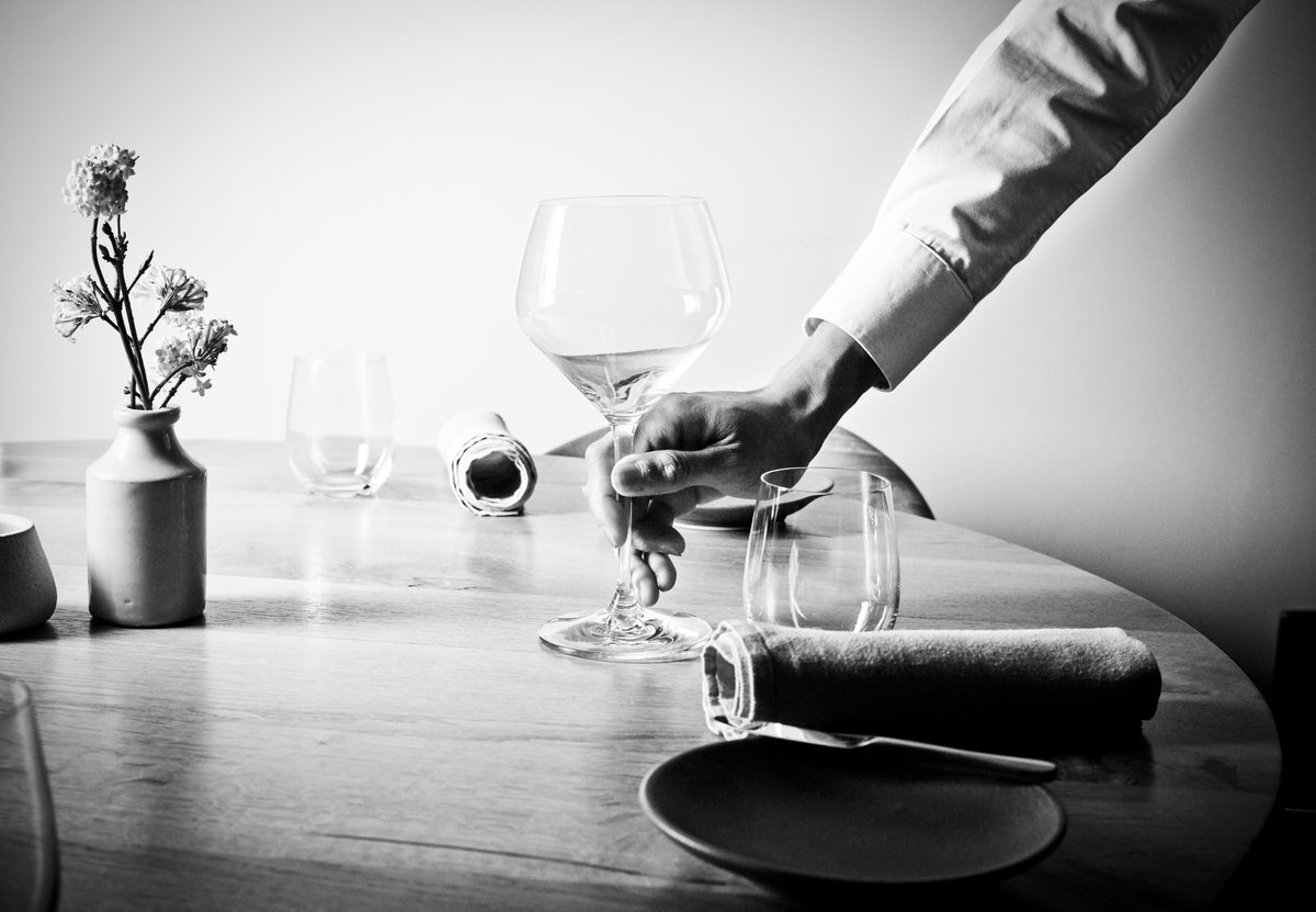 Getting ready...... We reopen tomorrow evening.

#reopening #countdown #eatingout #countryrestaurant #michelin #Herefordshire #Worcestershire #Shropshire