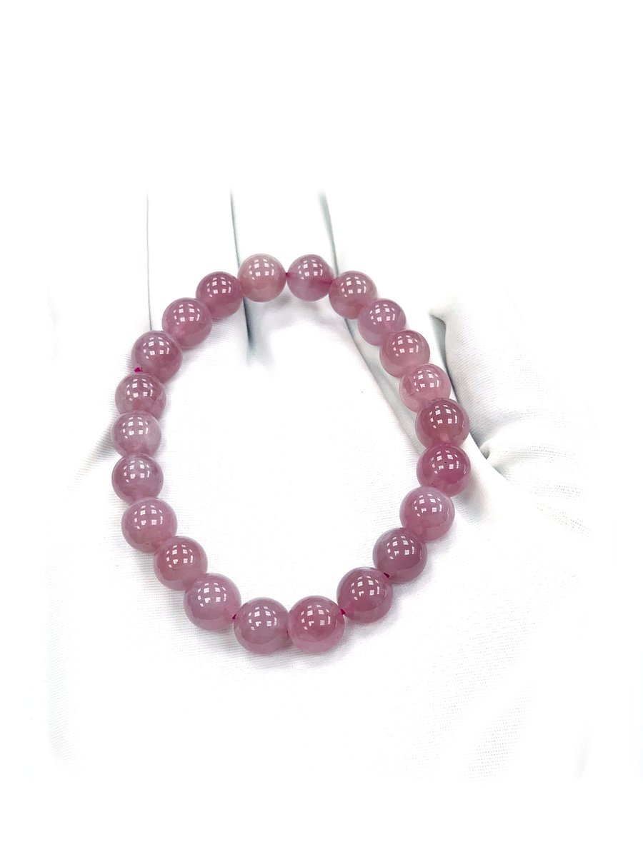 AspireGemsHK's tweet photo. Excited to share the latest addition to my #etsy shop: Rose Quartz Round Bracelet / Natural Madagascar Round Bracelet / Healing Bracelet / Love bracelet / Natural Madagascar https://t.co/SLVHyoLSwn #pink #donutring #green #quartz #unisexadults #rosequartz #madagascarro https://t.co/1Q53VgAUJz