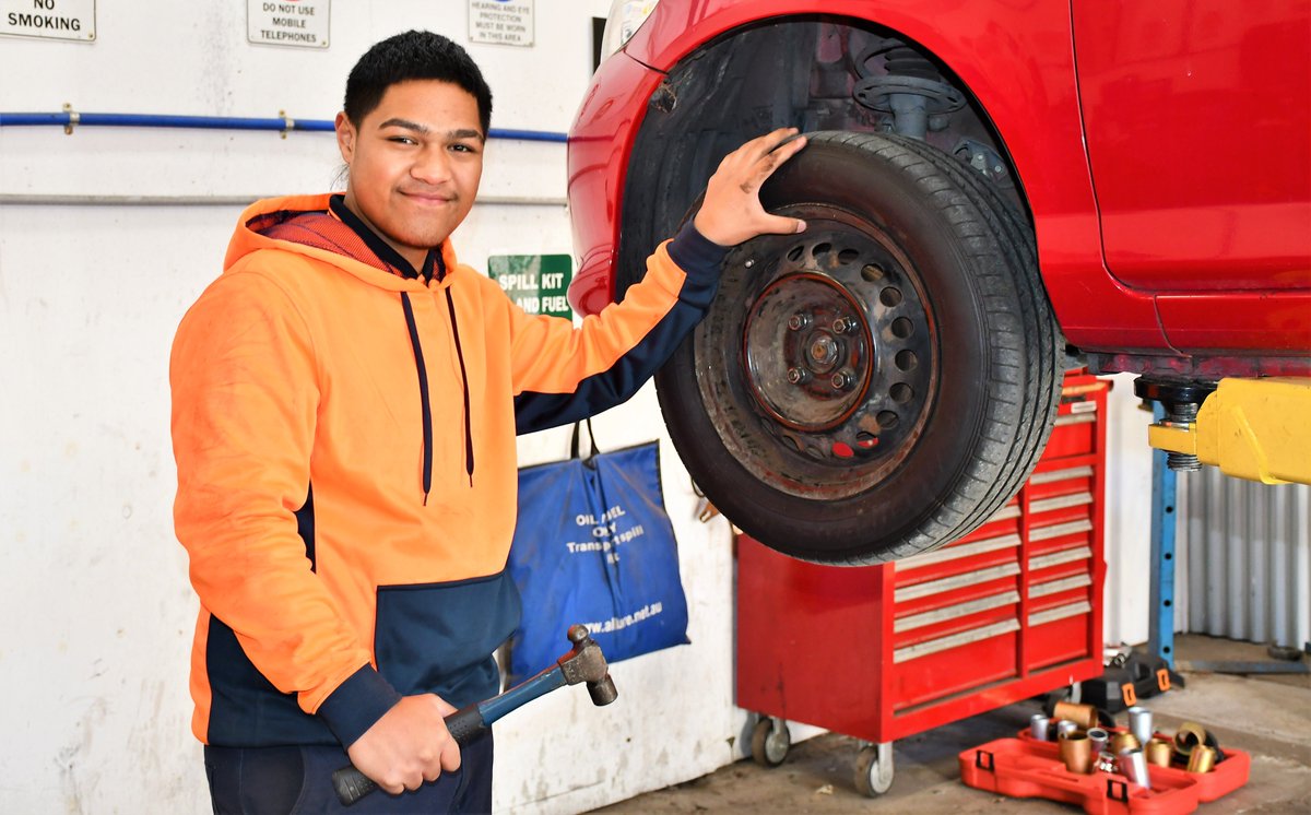 ConcernAust's tweet image. “Before doing the course I was in and out of school. I haven’t been to school in a while. Doing #HandBrakeTurn, I learned how to do basic mechanics. Now I want to focus on school, and get a job working on cars." ~ Jesse, 16. Find out more: tinyurl.com/y98x4pr7 #wysd #wysd2020