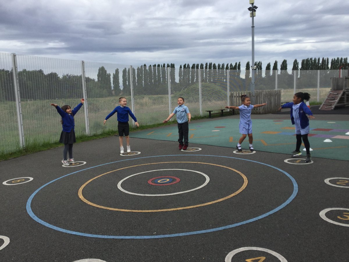RakegatePrimary's tweet image. Mrs Bradley's bubble working in the class, dancing along to go noodle and some outdoor rainbow hour sessions with Mr BW. #BlackCountryRainbowHour