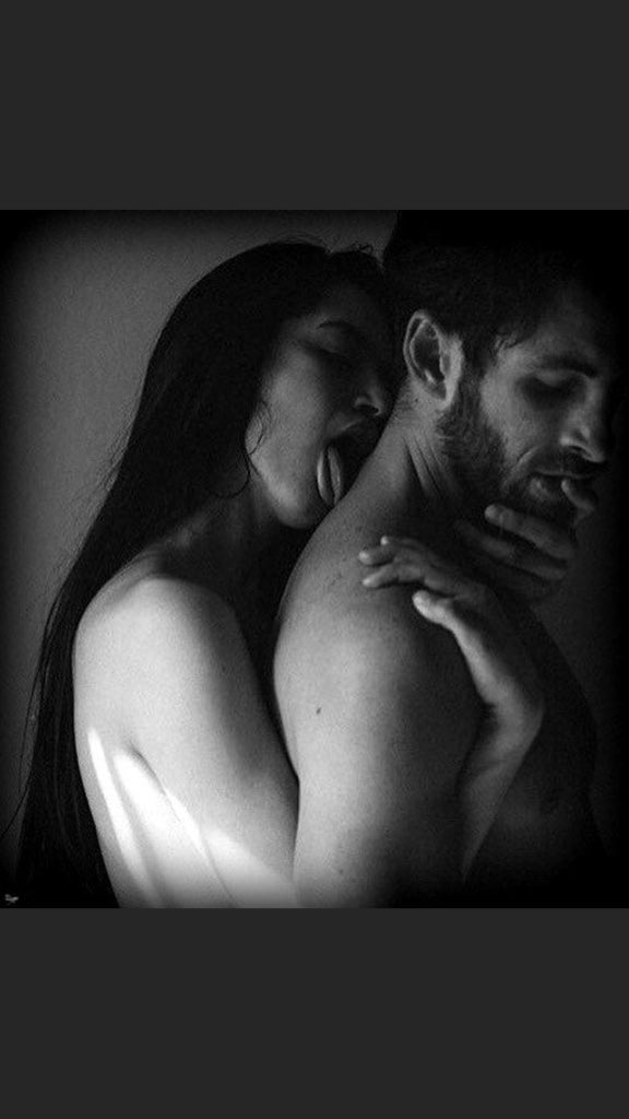 aamool_12's tweet photo. مشتهيه اتشرمط واديث كلابي ااهه😔💕#محنه #عهر #سكس #معصتي_راحتي #كلبه #عاهره #رخيصه #قحبه #ديوث #ذل #شرموطه #ديوثها #ديوث_اختي https://t.co/4cx6qpVF09