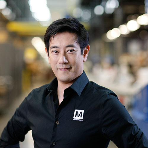 leebarfoot's tweet photo. So sad to hear about the passing of @grantimahara I grew up watching him and the team on #Mythbusters. So young! https://t.co/lqXQJKbSKJ