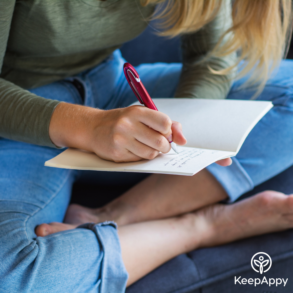 KeepAppy's tweet photo. Journaling is often described as the best form of free therapy! 

Have you ever tried to journal? How did it work out for you? 

#proactive #keepappymovement https://t.co/BLV22UgilF
