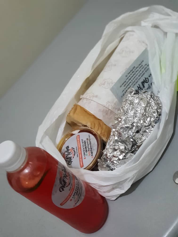 GrillXpress_ng's tweet photo. How it went down yesterday 🤗
Orders going out in grand Style and customer reviews🔥💯
Don’t forget to place your orders for tomorrow 😉✌🏼
#grillxpress #tastetheculture #grillkitchen #abujavendor #AbujaTwitterCommunity https://t.co/uVPfoSPgxf