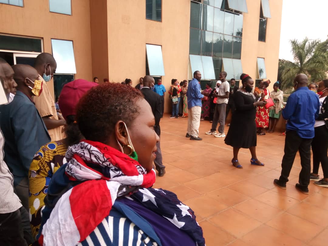 Smpoza2's tweet photo. Residents of Kasanga Kisiramu Village storm the high Court at TWED tour to ask court to stop their eviction by NEMA. https://t.co/LgK6e1gOU4