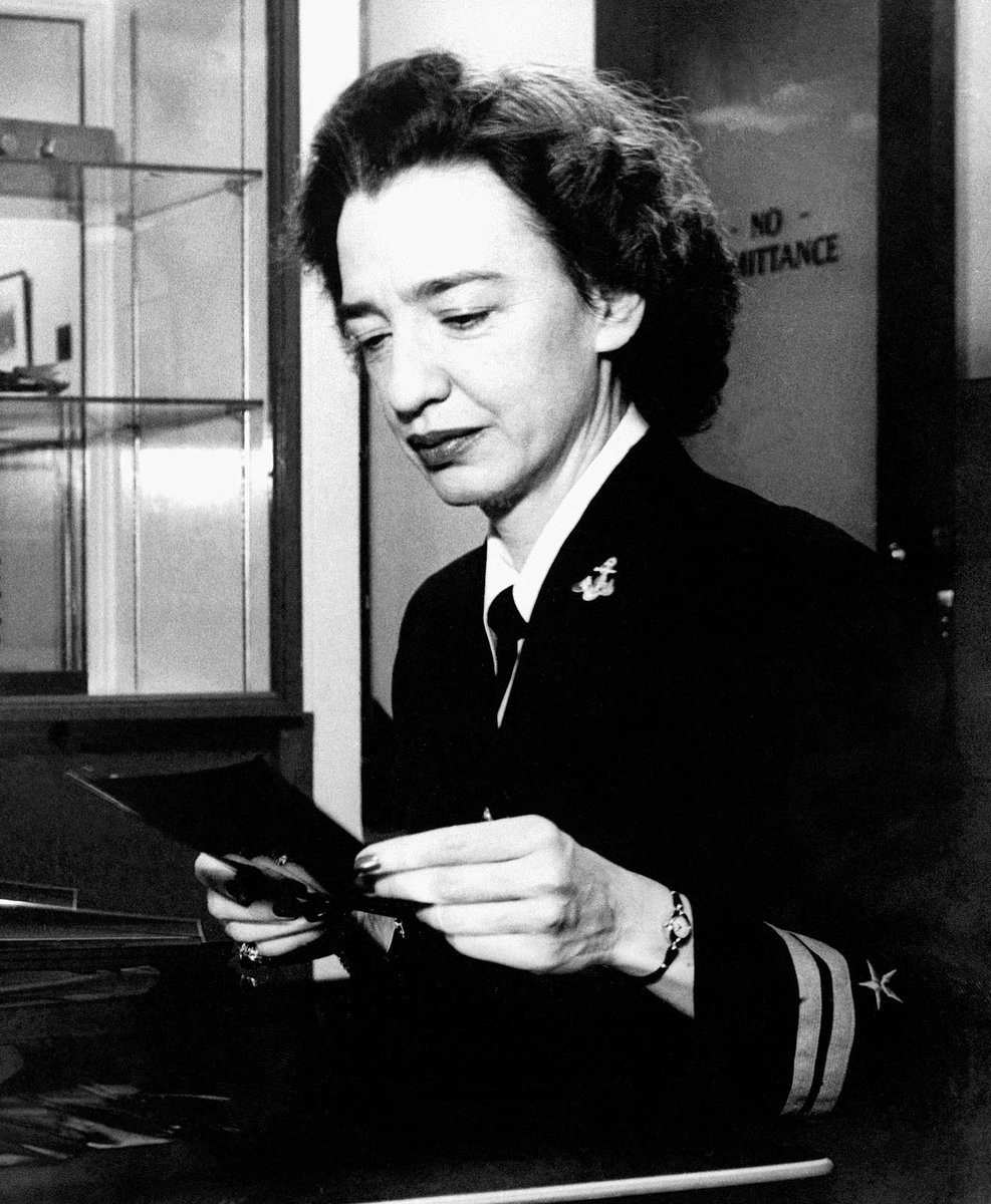 Dr. Hopper began teaching math  @Vassar in 1931 while pursuing her PhD, and was promoted to associate professor in 1941. She decided to join the  @USNavy during WW2. She was initially rejected, however she persisted and in 1943, she joined the US Navy Reserve. 3/