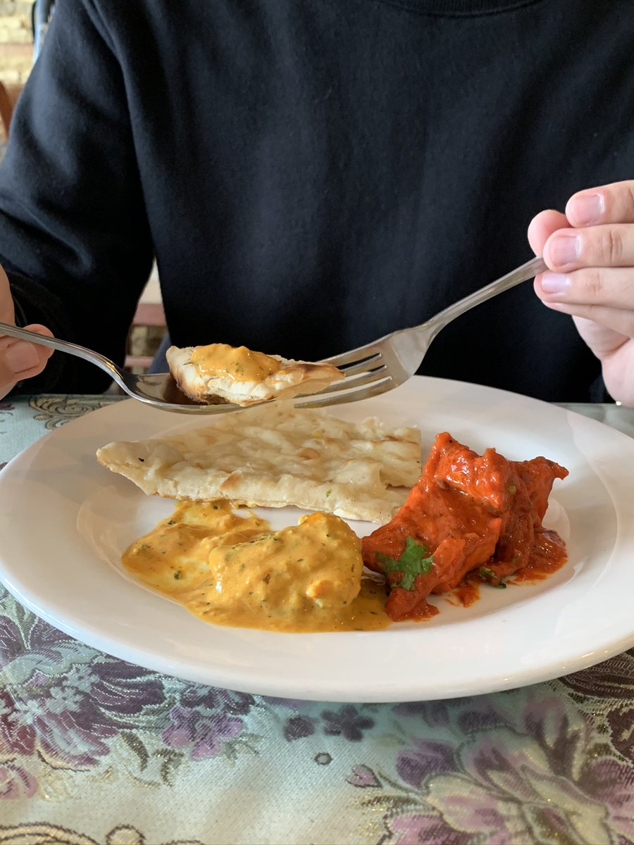 dtandoor's tweet photo. What’s your go to meal at @dtandoorofficial ?

Rice or roti? We love having a variety at one go. Seen here is our cheese naan alongside our famous butter chicken masala and fish mehti. 

We’d love to know what your fav dishes at @dtandoorofficial are. Comment down below. https://t.co/TWig3X78Vg